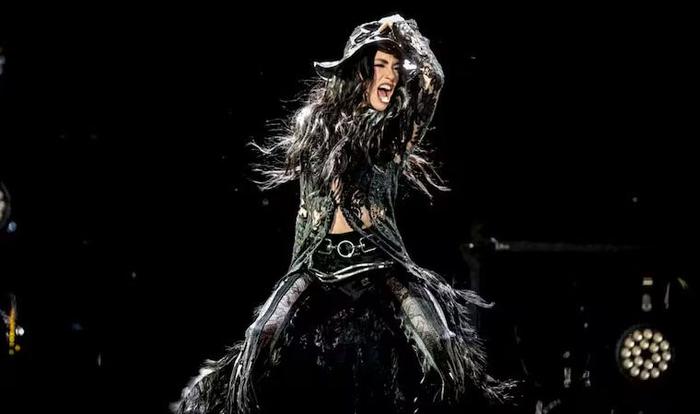 Lali en River