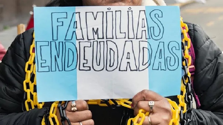 familias endeudadas